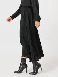 Hammock and Vine - Luxe Crushed Skirt - Black